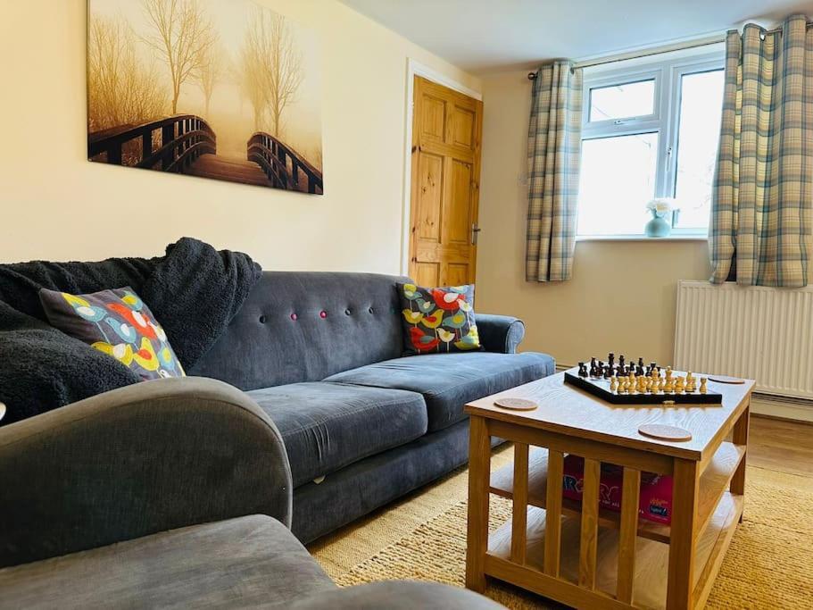 Upper Caerfaelog Farmhouse Llanbister Екстериор снимка